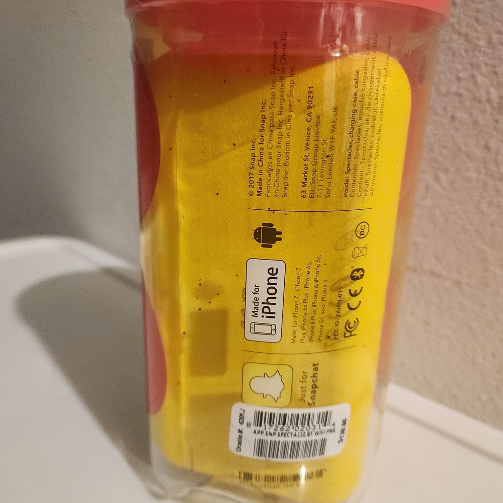 Snapchat Spectacles (1st Gen) - Picture 3 of 3